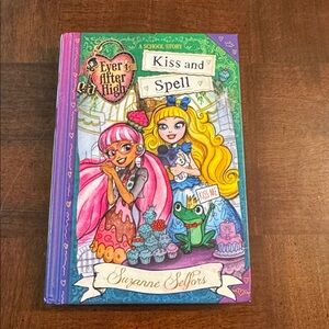 Ever After High Kiss and Spell Kids Book